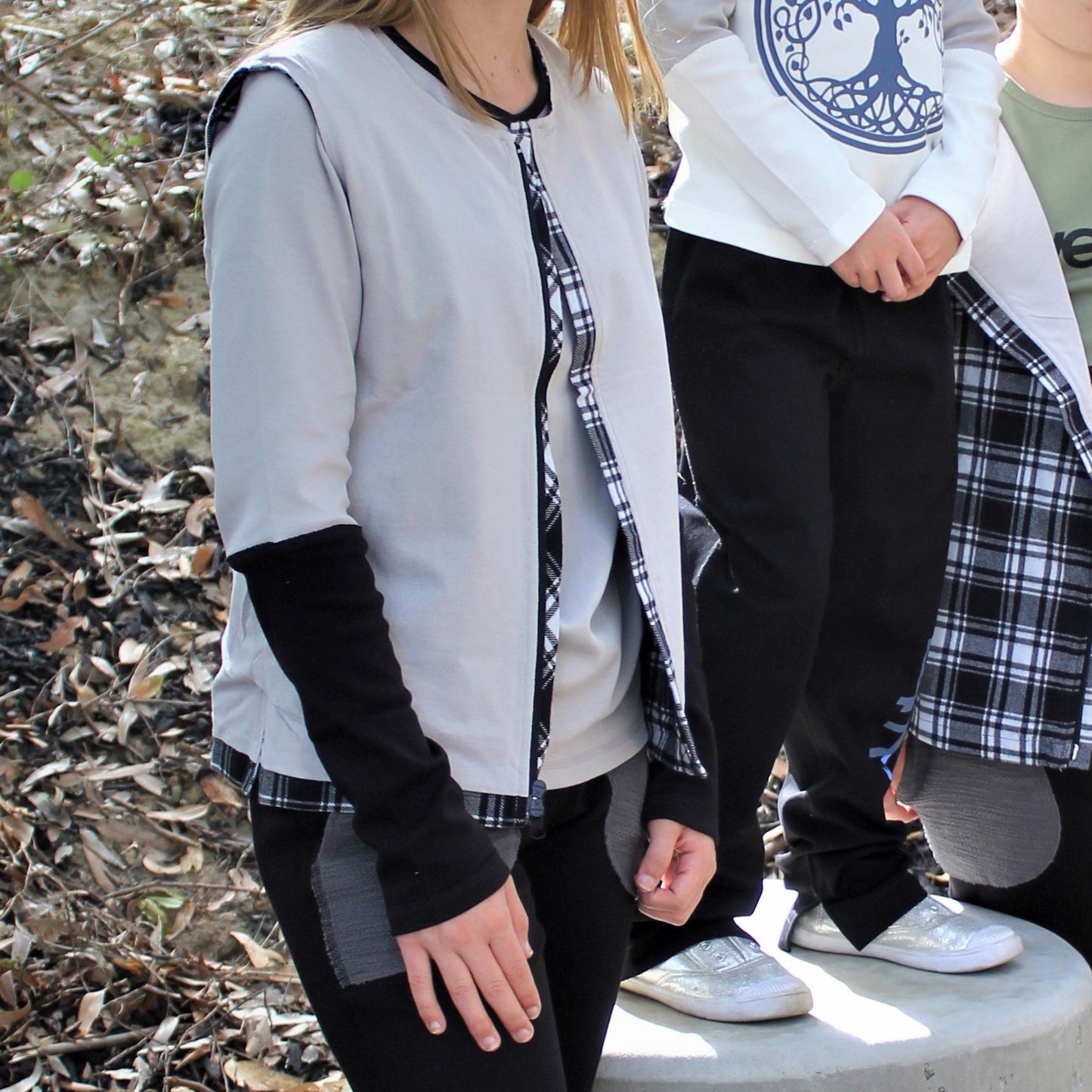 PLAID VEST OUTERWEAR